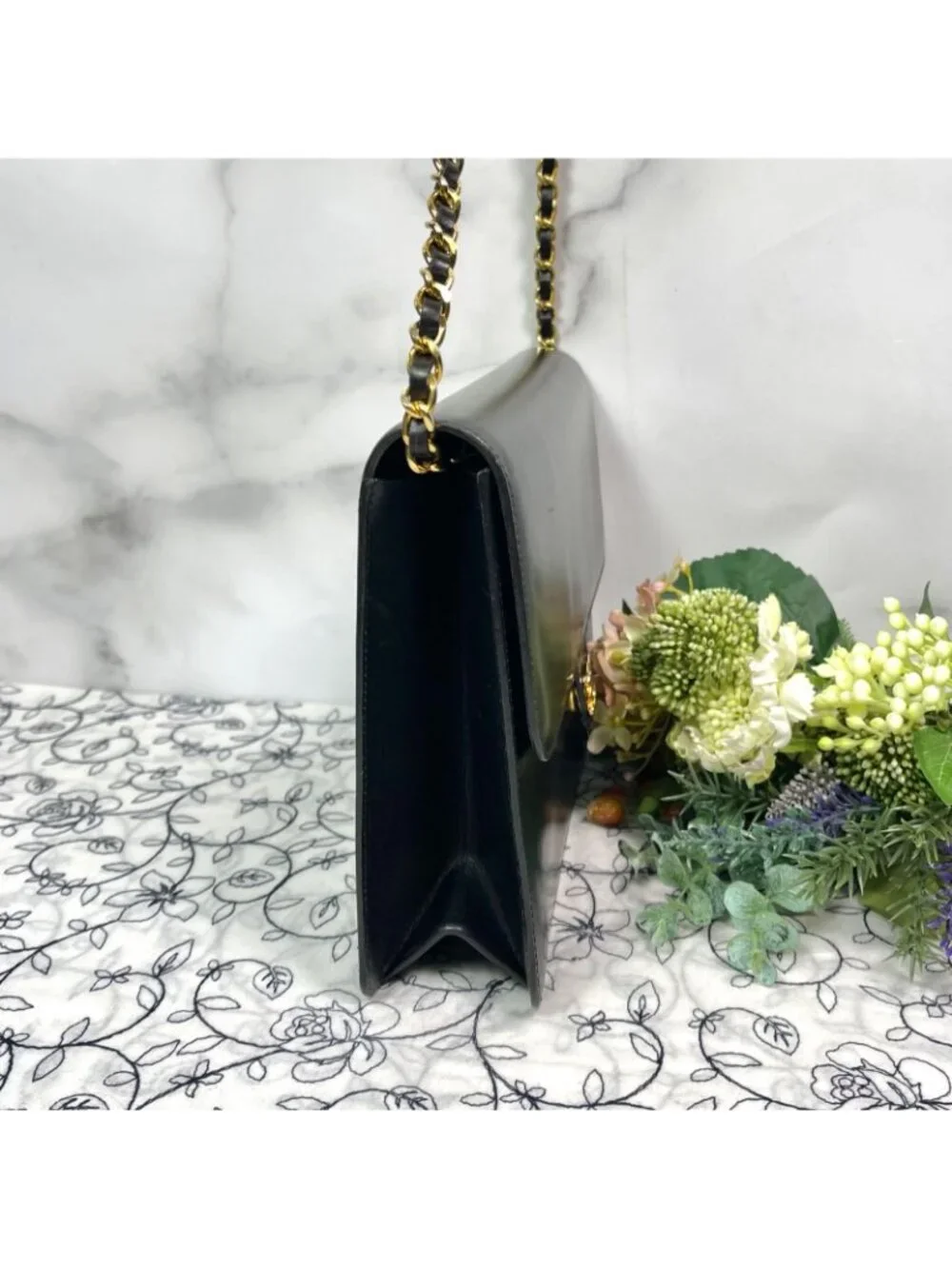 Chanel Vintage Chain Shoulder Bag